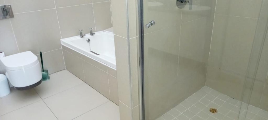 5 Bedroom Property for Sale in Beacon Bay North Eastern Cape
